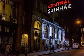 Central-Szinhaz-outside.jpg